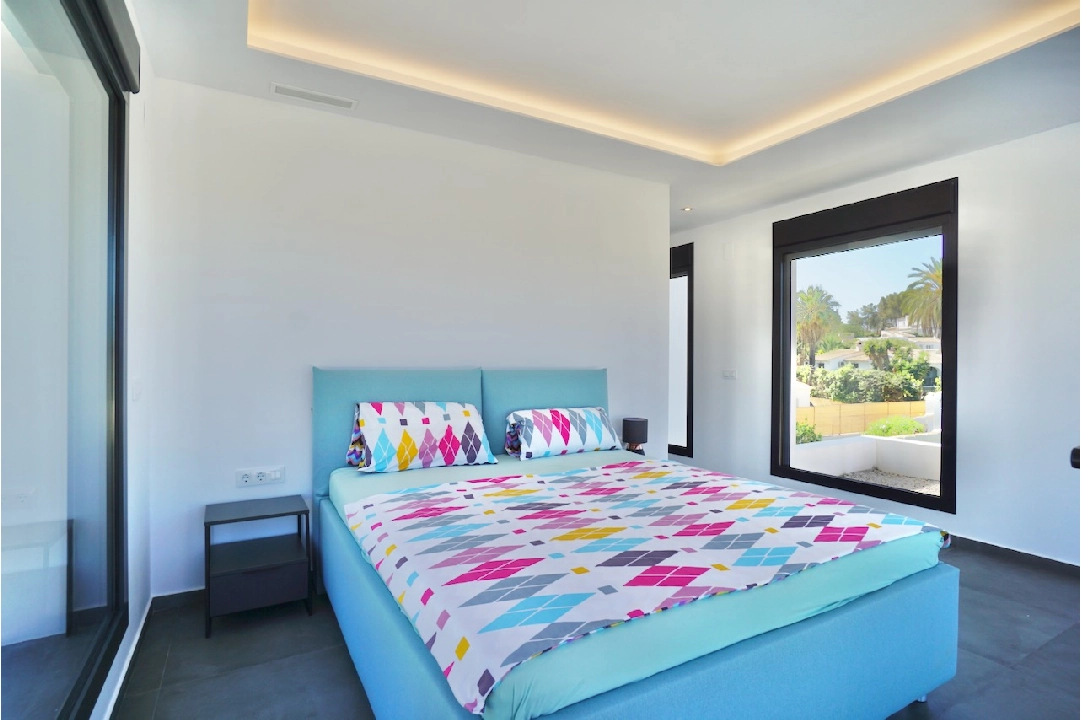 Villa in Javea(Pinosol) te koop, woonoppervlakte 260 m², Staat Eerste bewoning, + Vloerverwarming, Airconditioning, grondstuk 1866 m², 4 slapkamer, 3 badkamer, Zwembad, ref.: CA-H-1790-AMBE-20