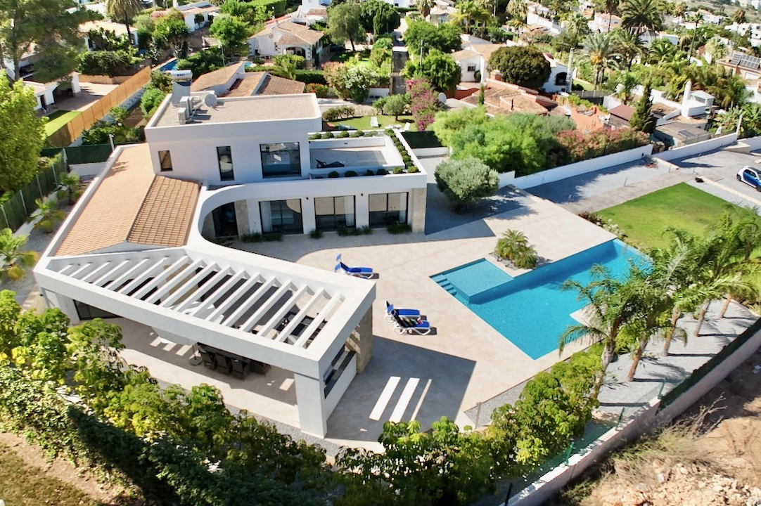 Villa in Javea(Pinosol) te koop, woonoppervlakte 260 m², Staat Eerste bewoning, + Vloerverwarming, Airconditioning, grondstuk 1866 m², 4 slapkamer, 3 badkamer, Zwembad, ref.: CA-H-1790-AMBE-46