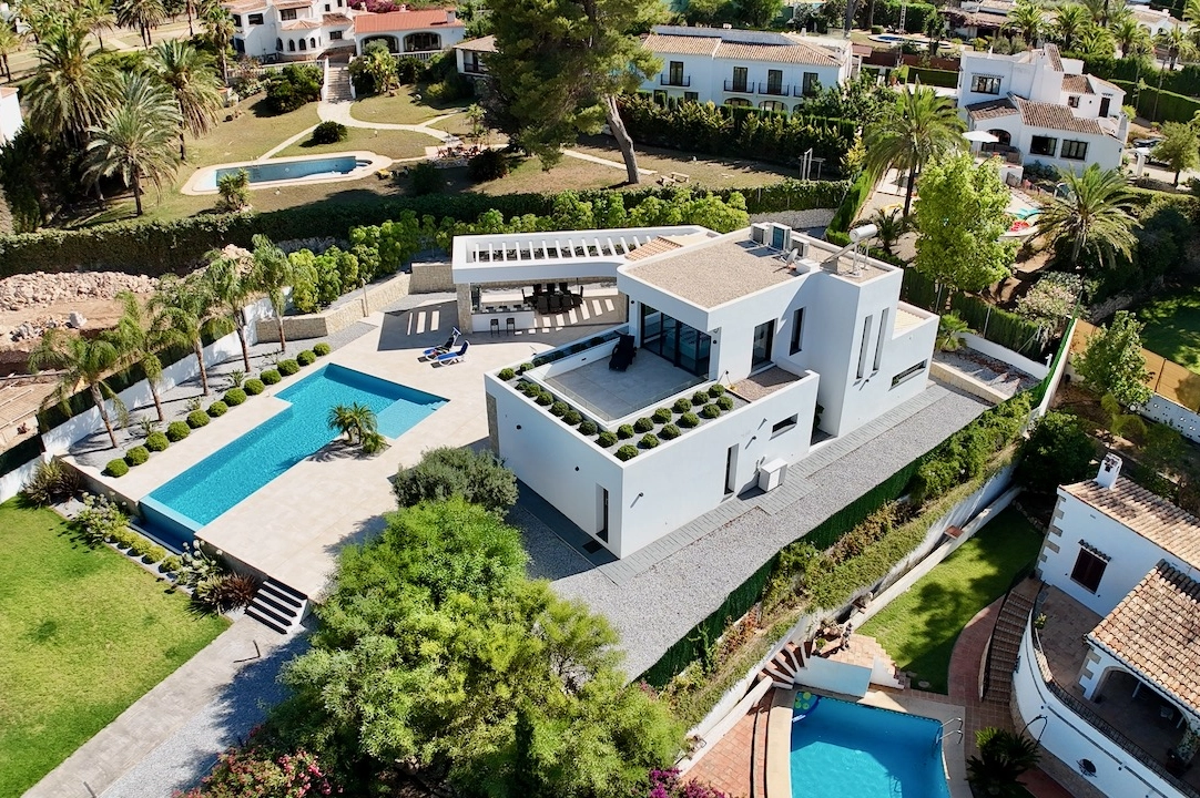 Villa in Javea(Pinosol) te koop, woonoppervlakte 260 m², Staat Eerste bewoning, + Vloerverwarming, Airconditioning, grondstuk 1866 m², 4 slapkamer, 3 badkamer, Zwembad, ref.: CA-H-1790-AMBE-48