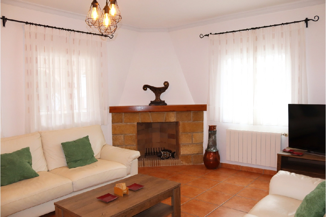 Villa in Orba te koop, woonoppervlakte 154 m², grondstuk 813 m², 4 slapkamer, 2 badkamer, Zwembad, ref.: PT-24001-3