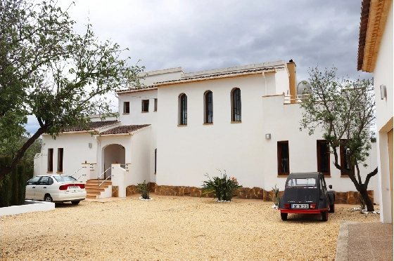 villa-in-Jalon-for-sale-PT-24004-1.webp