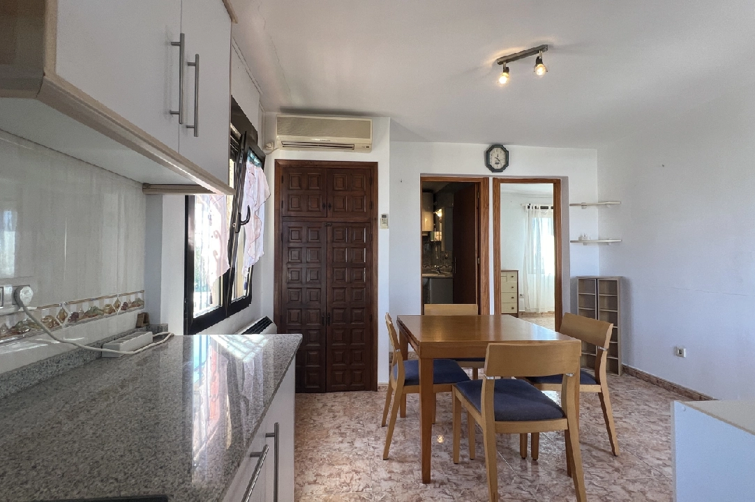 Villa in Els Poblets te koop, woonoppervlakte 124 m², Bouwjaar 1982, + Verwarming, Airconditioning, grondstuk 419 m², 4 slapkamer, 2 badkamer, Zwembad, ref.: RG-0424-17