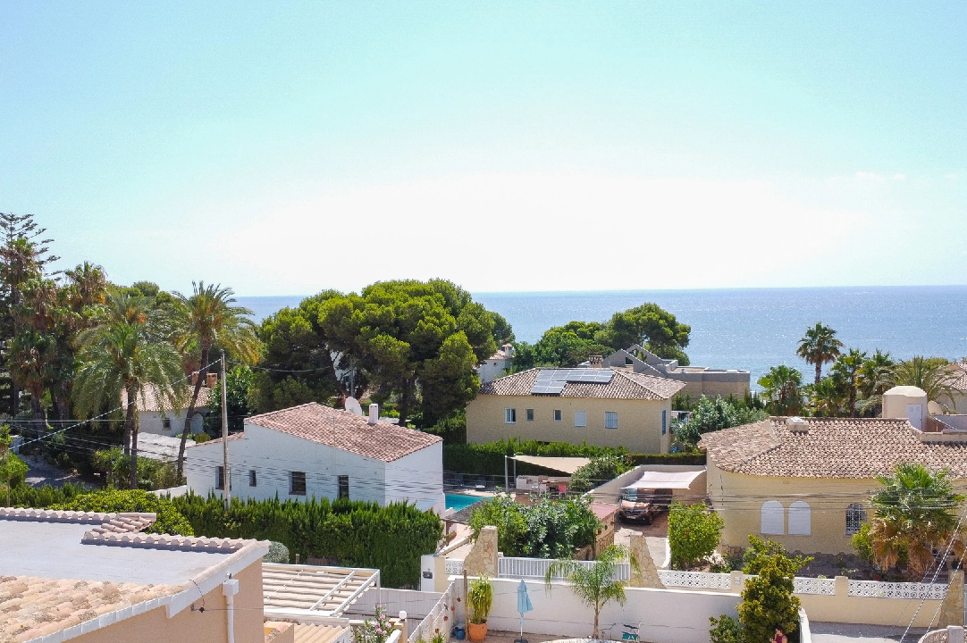 Villa in Calpe(Partida Calalga) te koop, woonoppervlakte 144 m², Airconditioning, grondstuk 555 m², 3 slapkamer, 3 badkamer, Zwembad, ref.: BP-4418CAL-42