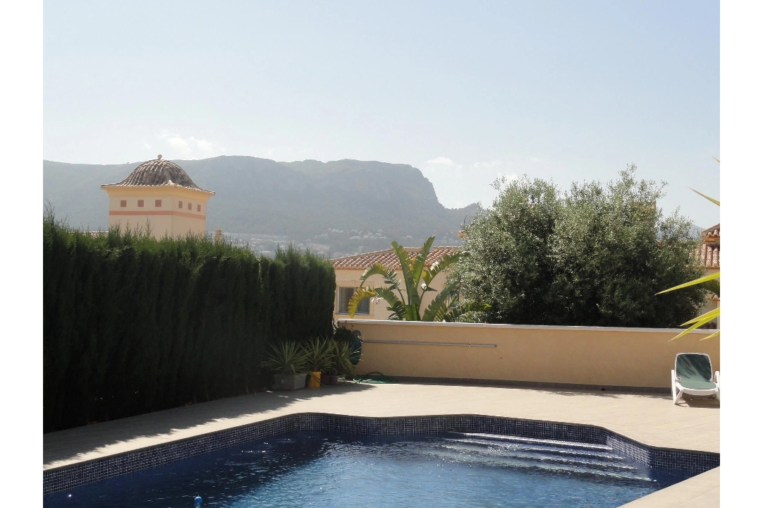 Villa in Calpe(Calpe) te koop, woonoppervlakte 410 m², Airconditioning, grondstuk 983 m², 3 slapkamer, 3 badkamer, Zwembad, ref.: COB-982-10535-15