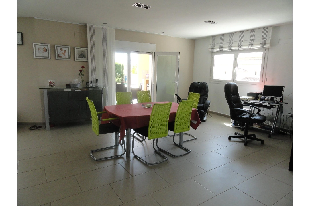 Villa in Calpe(Calpe) te koop, woonoppervlakte 410 m², Airconditioning, grondstuk 983 m², 3 slapkamer, 3 badkamer, Zwembad, ref.: COB-982-10535-24