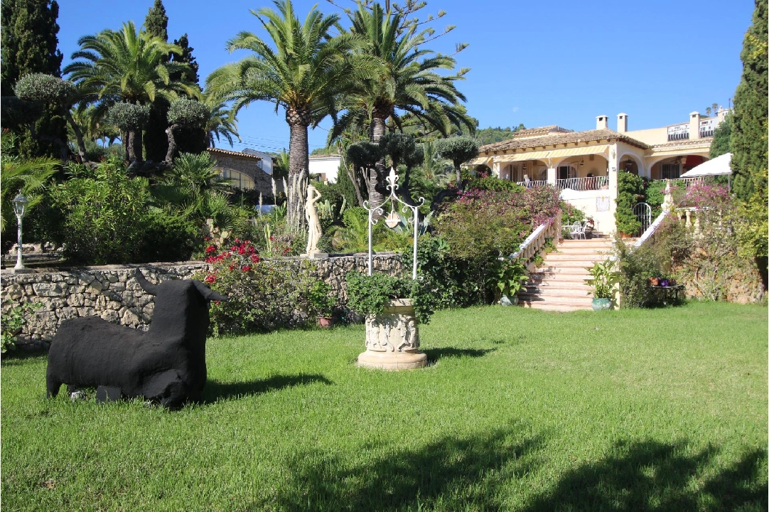 Villa in Benissa(Buena Vista) te koop, woonoppervlakte 372 m², Airconditioning, grondstuk 3082 m², 4 slapkamer, 5 badkamer, Zwembad, ref.: COB-3306-10535-5