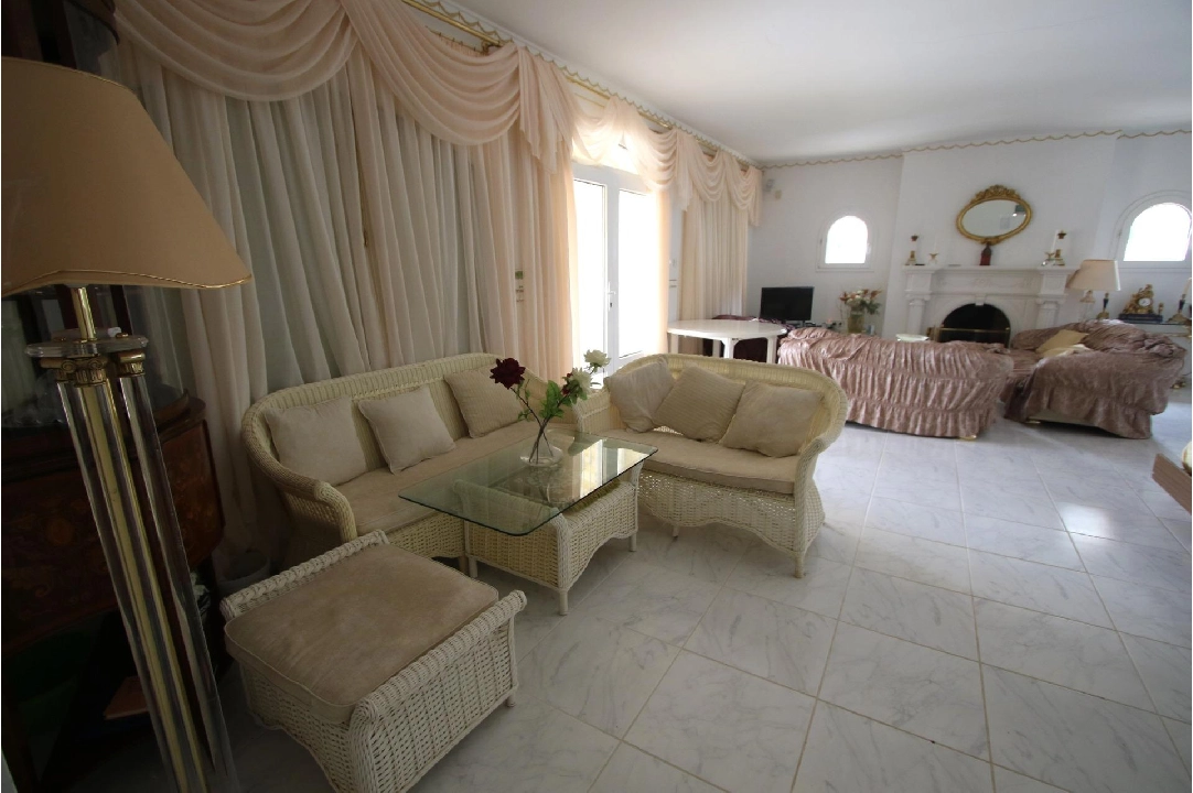 Villa in Calpe(La Canuta) te koop, woonoppervlakte 609 m², grondstuk 3102 m², 4 slapkamer, 4 badkamer, Zwembad, ref.: COB-3330-10535-38