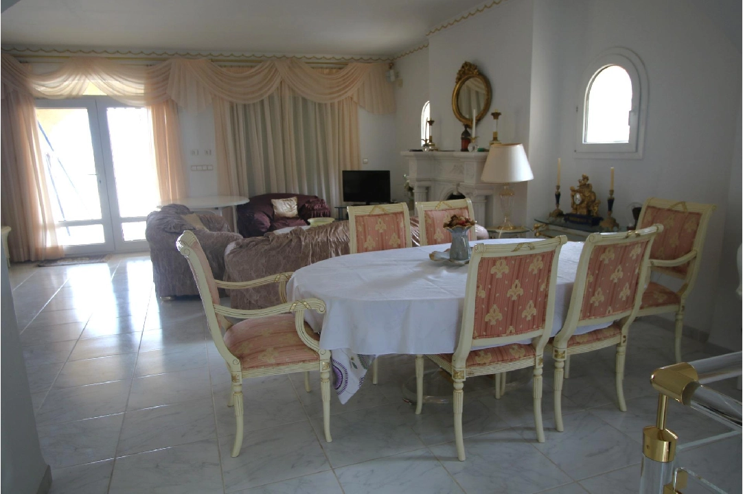 Villa in Calpe(La Canuta) te koop, woonoppervlakte 609 m², grondstuk 3102 m², 4 slapkamer, 4 badkamer, Zwembad, ref.: COB-3330-10535-4