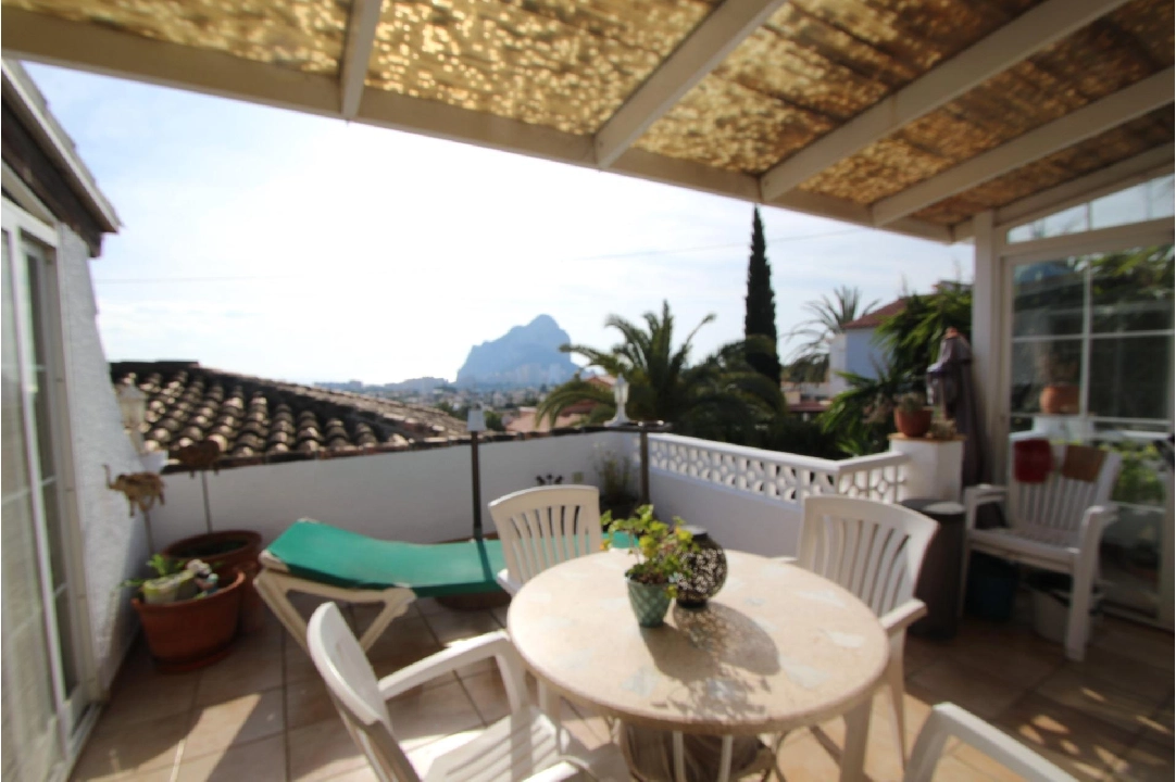 Villa in Calpe(Pla roig) te koop, woonoppervlakte 300 m², Airconditioning, grondstuk 1098 m², 6 slapkamer, 4 badkamer, Zwembad, ref.: COB-3299-10535-33