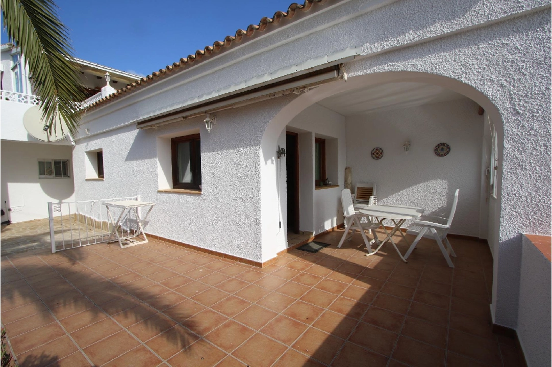 Villa in Calpe(Pla roig) te koop, woonoppervlakte 300 m², Airconditioning, grondstuk 1098 m², 6 slapkamer, 4 badkamer, Zwembad, ref.: COB-3299-10535-38