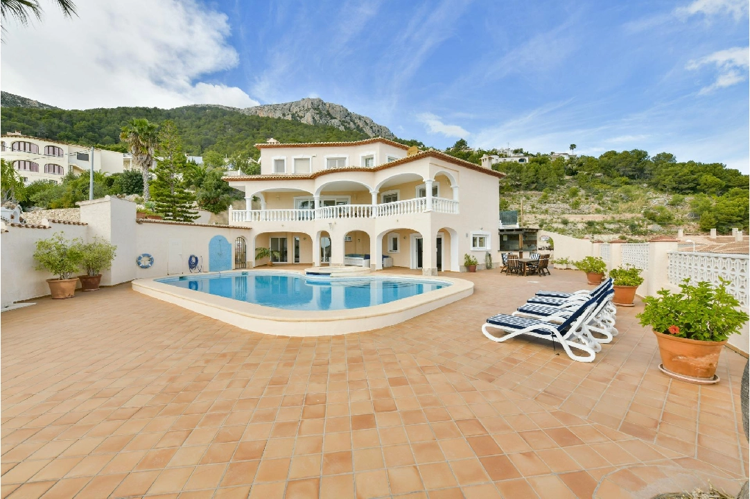 Villa in Calpe(Oltamar) te koop, woonoppervlakte 351 m², Airconditioning, grondstuk 1170 m², 6 slapkamer, 6 badkamer, Zwembad, ref.: COB-3365-10535-19