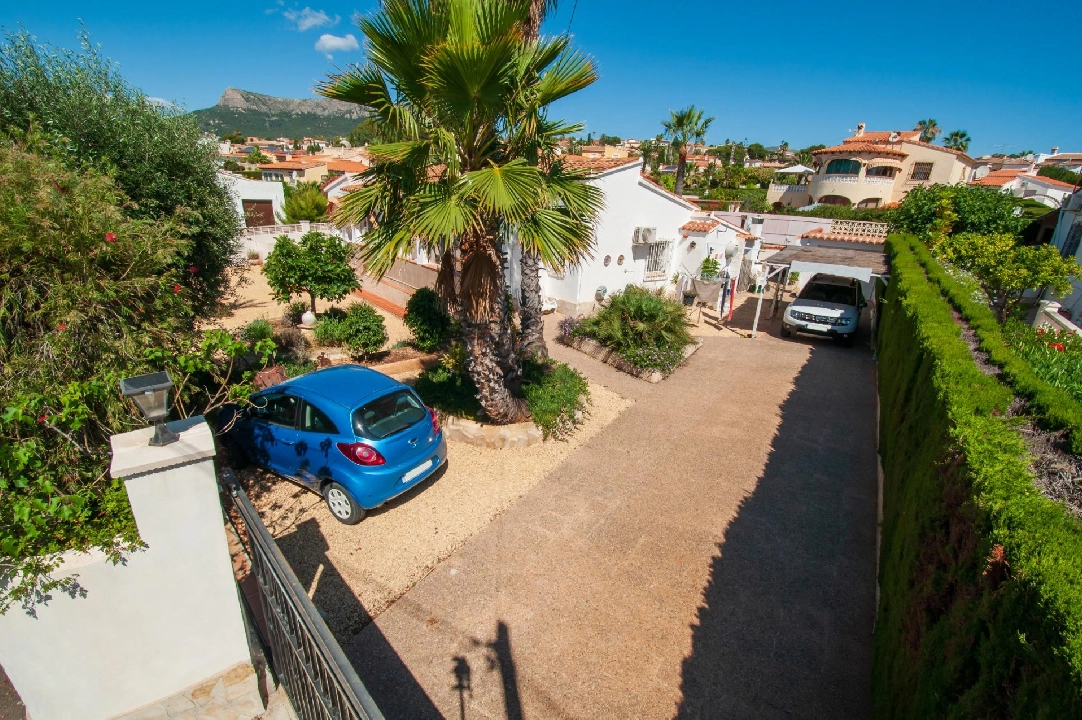 Villa in Calpe(Pla roig) te koop, woonoppervlakte 145 m², Airconditioning, grondstuk 800 m², 3 slapkamer, 2 badkamer, Zwembad, ref.: COB-3377-10535-47