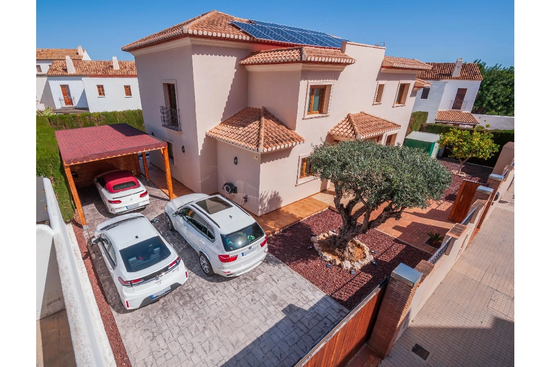 Villa in Denia(La xara) te koop, woonoppervlakte 232 m², Airconditioning, grondstuk 600 m², 3 slapkamer, 3 badkamer, Zwembad, ref.: COB-3448-10535-11