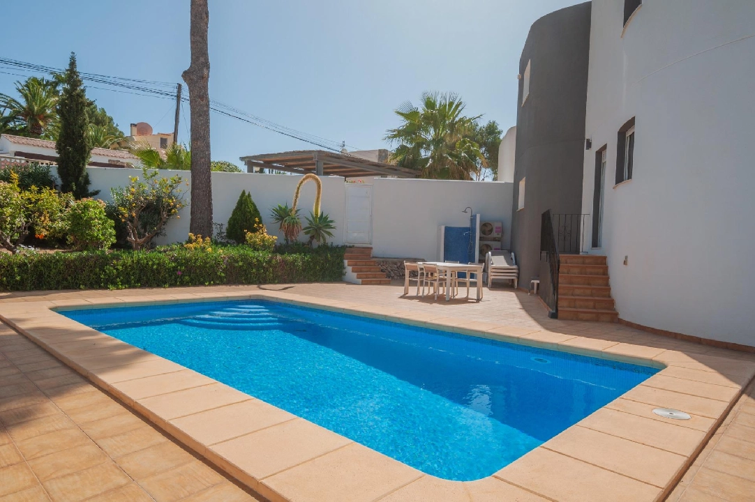 Villa in Benissa(San Jaime) te koop, woonoppervlakte 240 m², Airconditioning, 6 slapkamer, 3 badkamer, Zwembad, ref.: COB-3449-10535-38