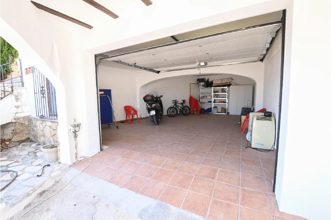 Villa in Calpe(Corralets) te koop, woonoppervlakte 390 m², Airconditioning, grondstuk 1160 m², 3 slapkamer, 2 badkamer, Zwembad, ref.: COB-3431-10535-34