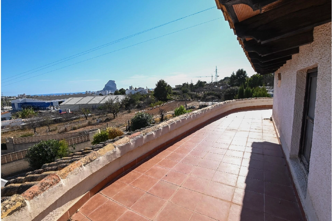 Villa in Calpe(Corralets) te koop, woonoppervlakte 390 m², Airconditioning, grondstuk 1160 m², 3 slapkamer, 2 badkamer, Zwembad, ref.: COB-3431-10535-4