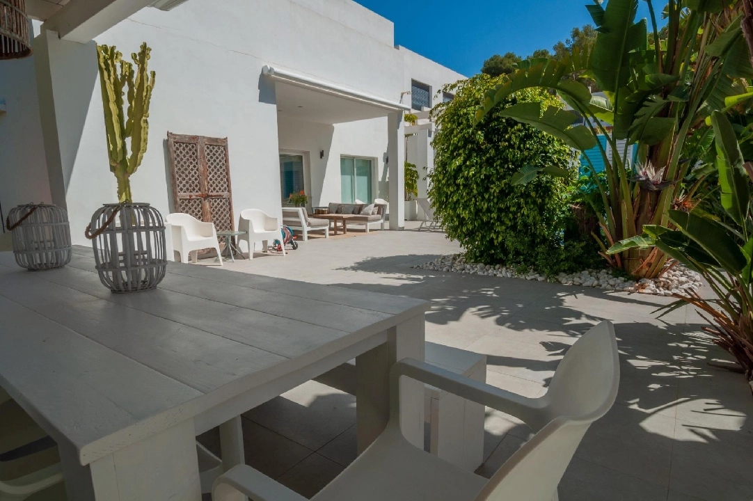 Villa in Moraira(El Portet) te koop, woonoppervlakte 180 m², Airconditioning, grondstuk 1300 m², 4 slapkamer, 4 badkamer, Zwembad, ref.: COB-3455-10535-6