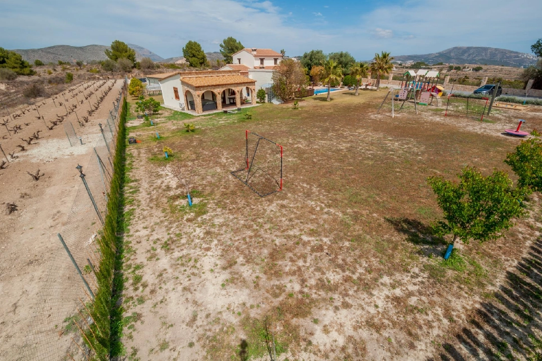 Finca in Teulada(Zona de la playa) te koop, woonoppervlakte 238 m², Airconditioning, grondstuk 14129 m², 5 slapkamer, 4 badkamer, Zwembad, ref.: COB-3457-10535-36