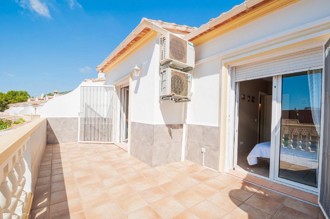 Bungalow in Calpe(Garduix) te koop, woonoppervlakte 110 m², Airconditioning, 2 slapkamer, 2 badkamer, Zwembad, ref.: COB-3468-10535-13