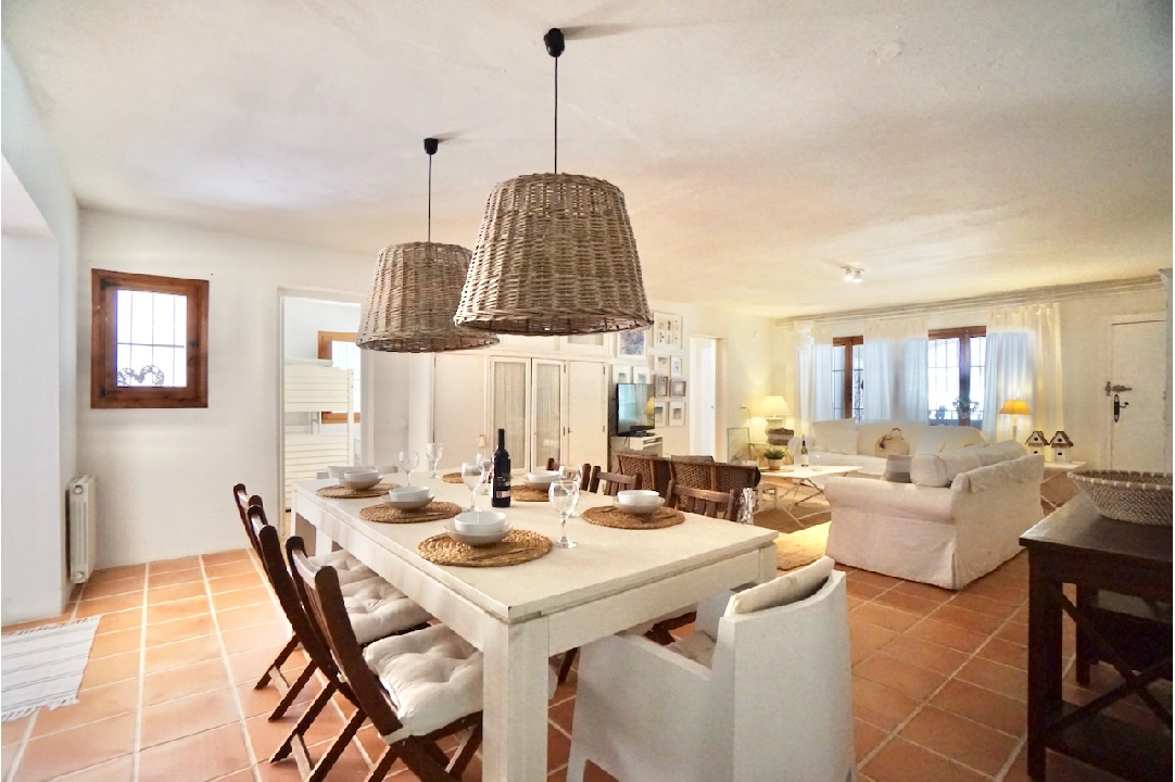 Villa in Moraira(Moravit) te koop, woonoppervlakte 555 m², grondstuk 1175 m², 7 slapkamer, 5 badkamer, Zwembad, ref.: CA-H-1795-AMBE-12