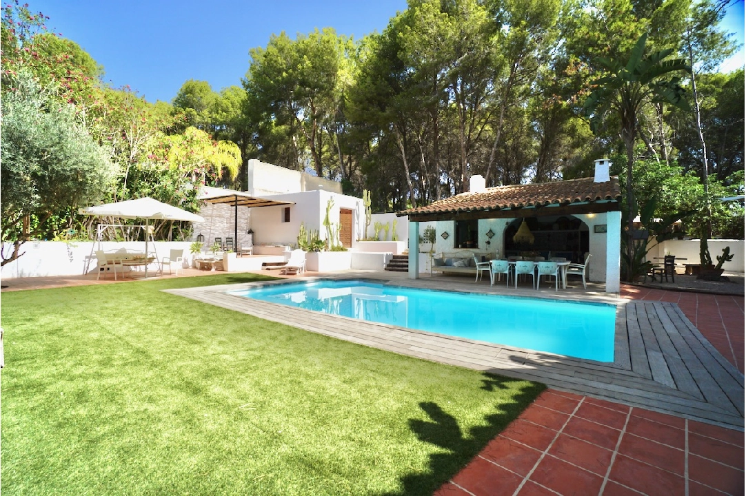 Villa in Moraira(Moravit) te koop, woonoppervlakte 555 m², grondstuk 1175 m², 7 slapkamer, 5 badkamer, Zwembad, ref.: CA-H-1795-AMBE-4