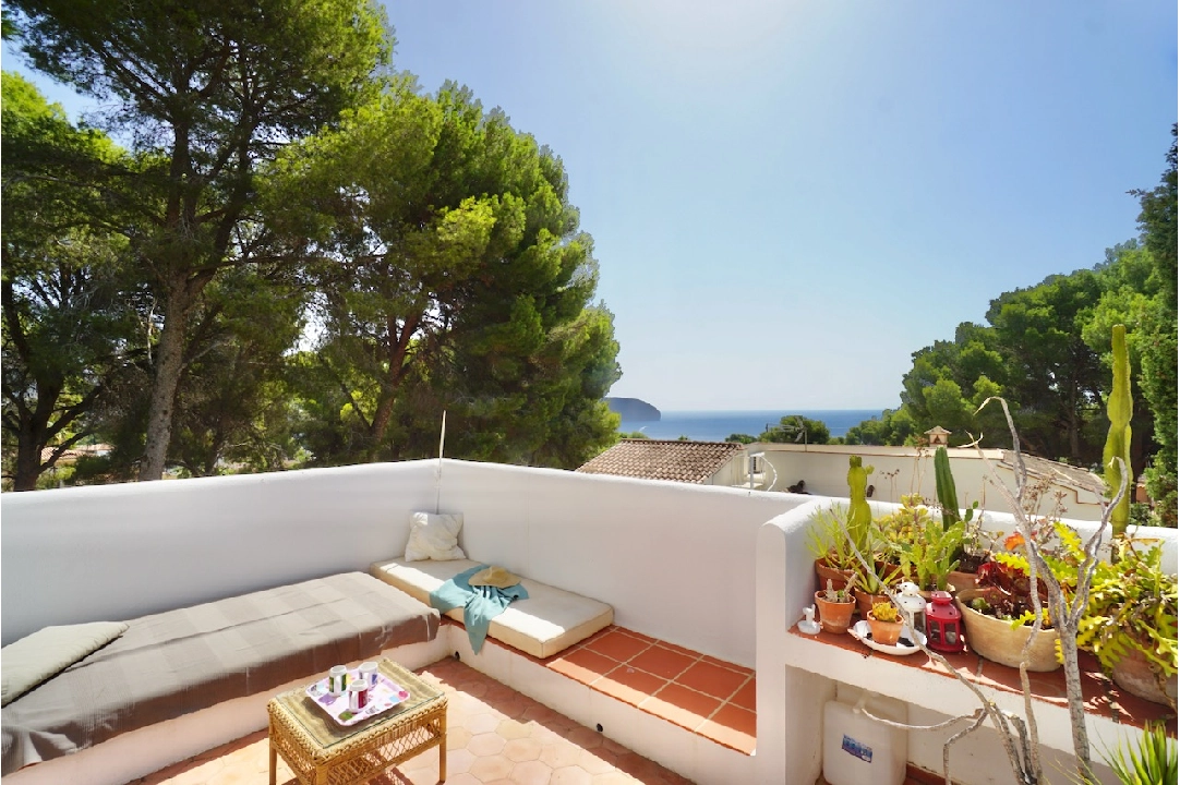 Villa in Moraira(Moravit) te koop, woonoppervlakte 555 m², grondstuk 1175 m², 7 slapkamer, 5 badkamer, Zwembad, ref.: CA-H-1795-AMBE-44