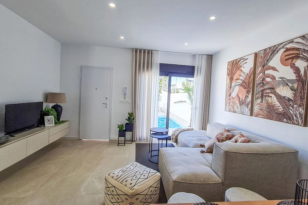 Reihenhaus in San Pedro del Pinatar te koop, woonoppervlakte 157 m², Staat Eerste bewoning, grondstuk 92 m², 3 slapkamer, 2 badkamer, Zwembad, ref.: HA-SAN-115-R01-7