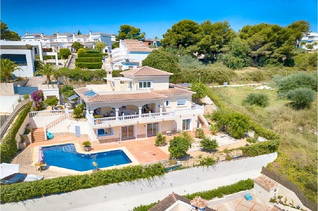 Villa in Moraira te koop, woonoppervlakte 270 m², Bouwjaar 2007, Airconditioning, grondstuk 797 m², 4 slapkamer, 3 badkamer, Zwembad, ref.: AM-11778DA-1