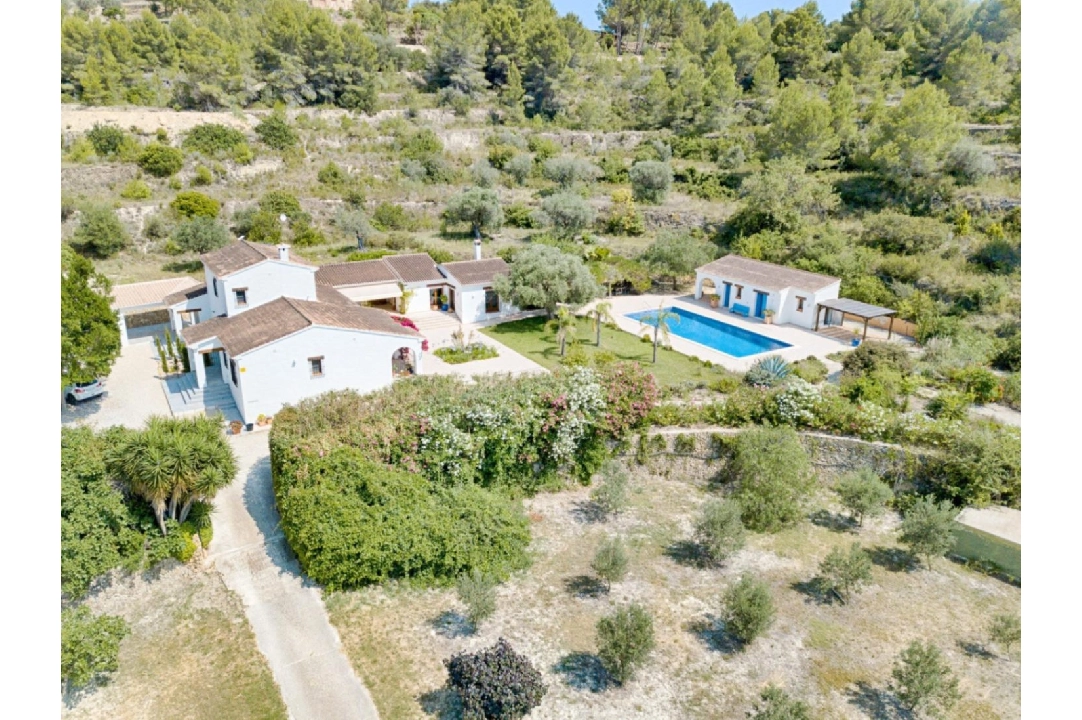 Finca in Benissa te koop, woonoppervlakte 521 m², Bouwjaar 2002, Airconditioning, grondstuk 19880 m², 4 slapkamer, 3 badkamer, Zwembad, ref.: AM-11988DA-16