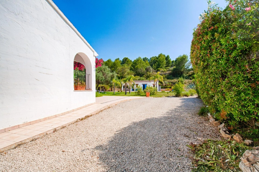 Finca in Benissa te koop, woonoppervlakte 521 m², Bouwjaar 2002, Airconditioning, grondstuk 19880 m², 4 slapkamer, 3 badkamer, Zwembad, ref.: AM-11988DA-32