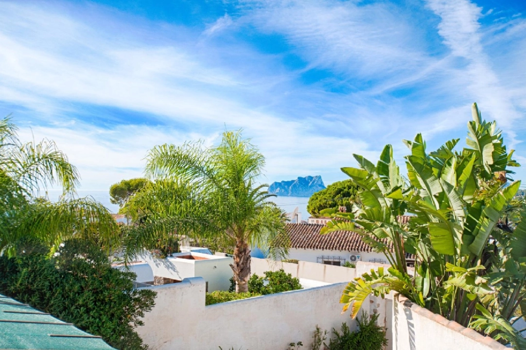 Villa in Moraira te koop, woonoppervlakte 326 m², Bouwjaar 1975, Airconditioning, grondstuk 791 m², 6 slapkamer, 6 badkamer, Zwembad, ref.: AM-12082DA-13