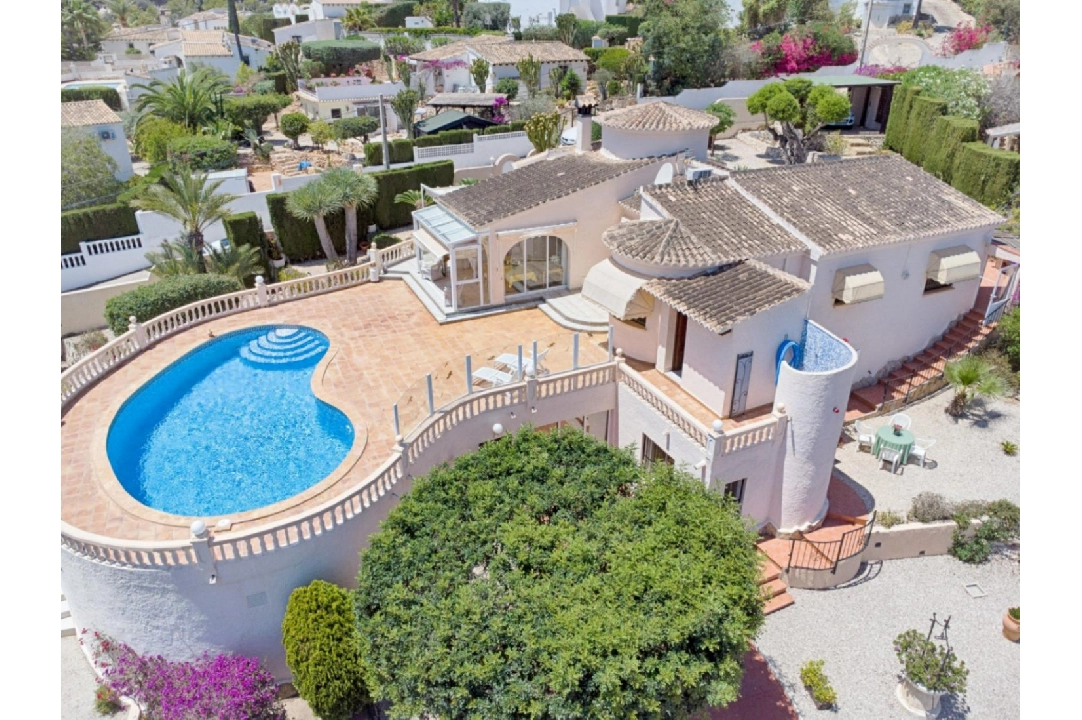 Villa in Moraira te koop, woonoppervlakte 293 m², Bouwjaar 1998, Airconditioning, grondstuk 1604 m², 5 slapkamer, 3 badkamer, Zwembad, ref.: AM-12096DA-1