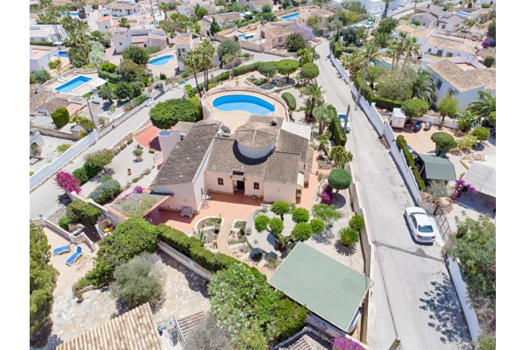 Villa in Moraira te koop, woonoppervlakte 293 m², Bouwjaar 1998, Airconditioning, grondstuk 1604 m², 5 slapkamer, 3 badkamer, Zwembad, ref.: AM-12096DA-13