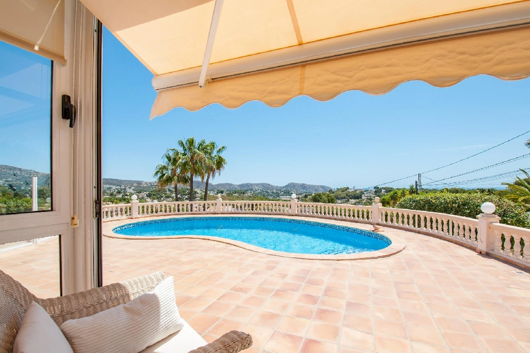 Villa in Moraira te koop, woonoppervlakte 293 m², Bouwjaar 1998, Airconditioning, grondstuk 1604 m², 5 slapkamer, 3 badkamer, Zwembad, ref.: AM-12096DA-18