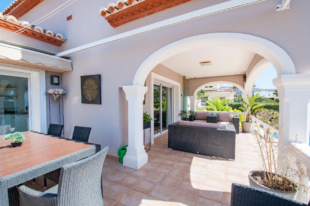 Villa in Moraira te koop, woonoppervlakte 132 m², Bouwjaar 2006, Airconditioning, grondstuk 803 m², 3 slapkamer, 2 badkamer, Zwembad, ref.: AM-12189DR-12