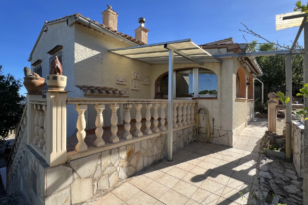 Villa in Denia-La Sella te koop, woonoppervlakte 109 m², Bouwjaar 1985, + Centrale verwarming, Airconditioning, grondstuk 1003 m², 3 slapkamer, 2 badkamer, Zwembad, ref.: JS-1624-12