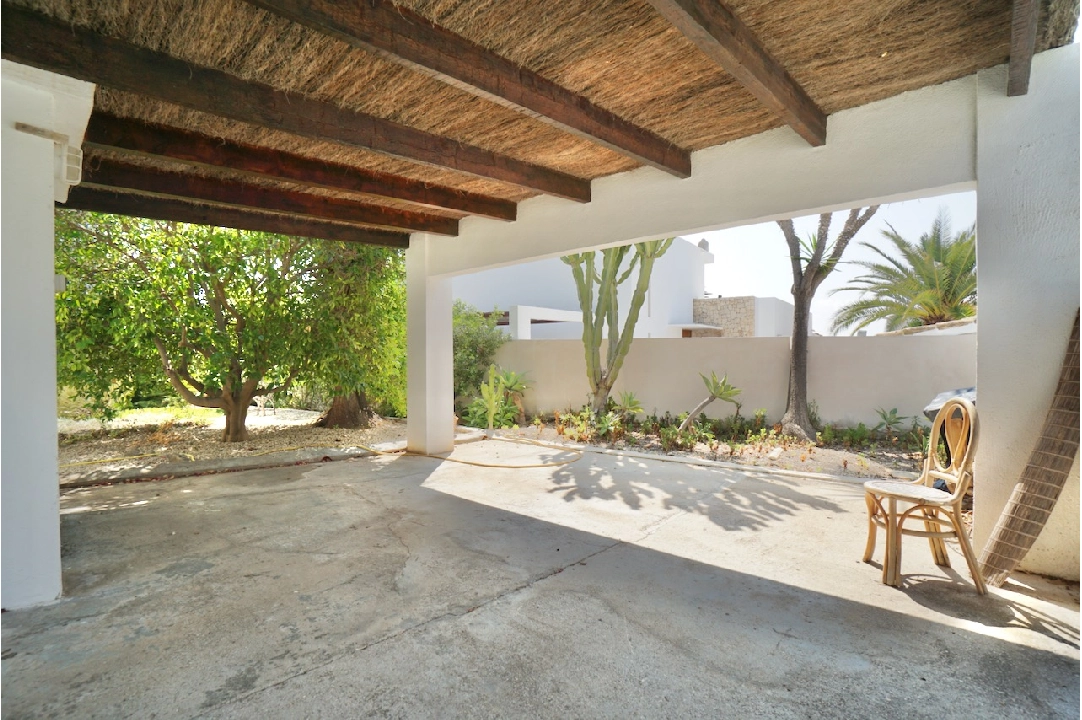 Villa in Benissa(Baladrar) te koop, woonoppervlakte 290 m², Airconditioning, grondstuk 841 m², 5 slapkamer, 4 badkamer, Zwembad, ref.: CA-H-1801-AMBE-10