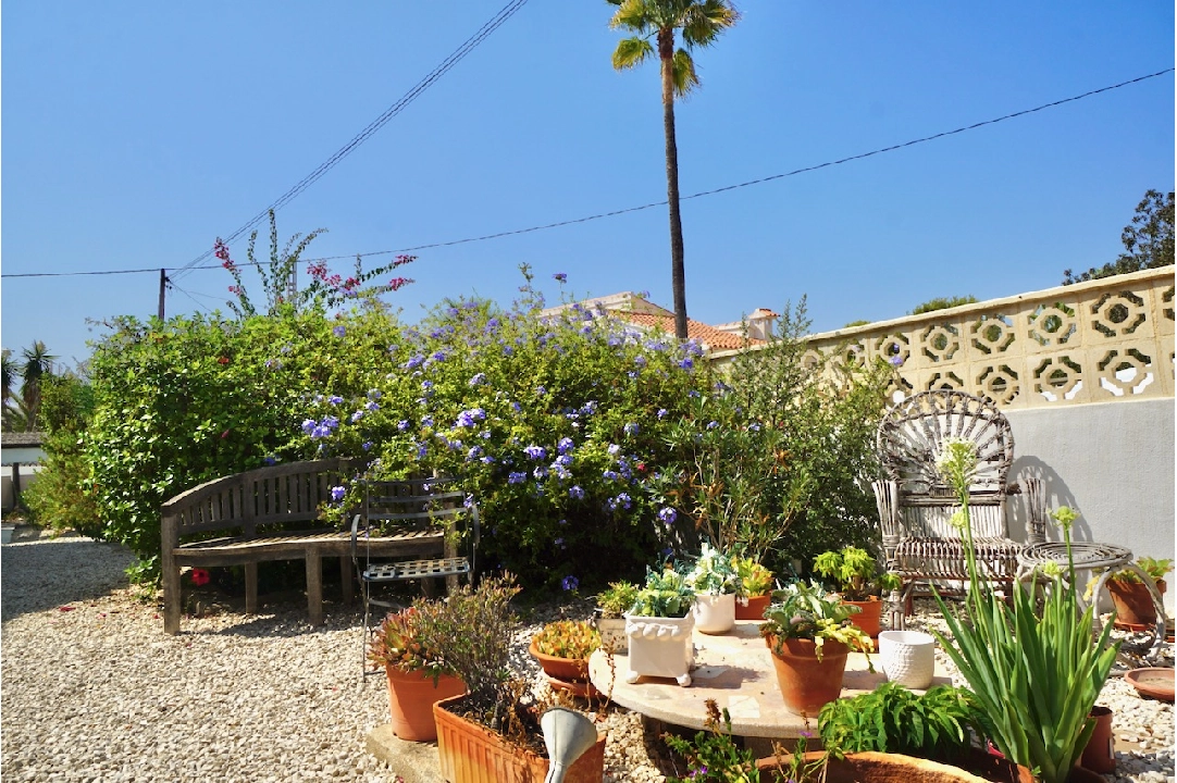 Villa in Benissa(Baladrar) te koop, woonoppervlakte 290 m², Airconditioning, grondstuk 841 m², 5 slapkamer, 4 badkamer, Zwembad, ref.: CA-H-1801-AMBE-5