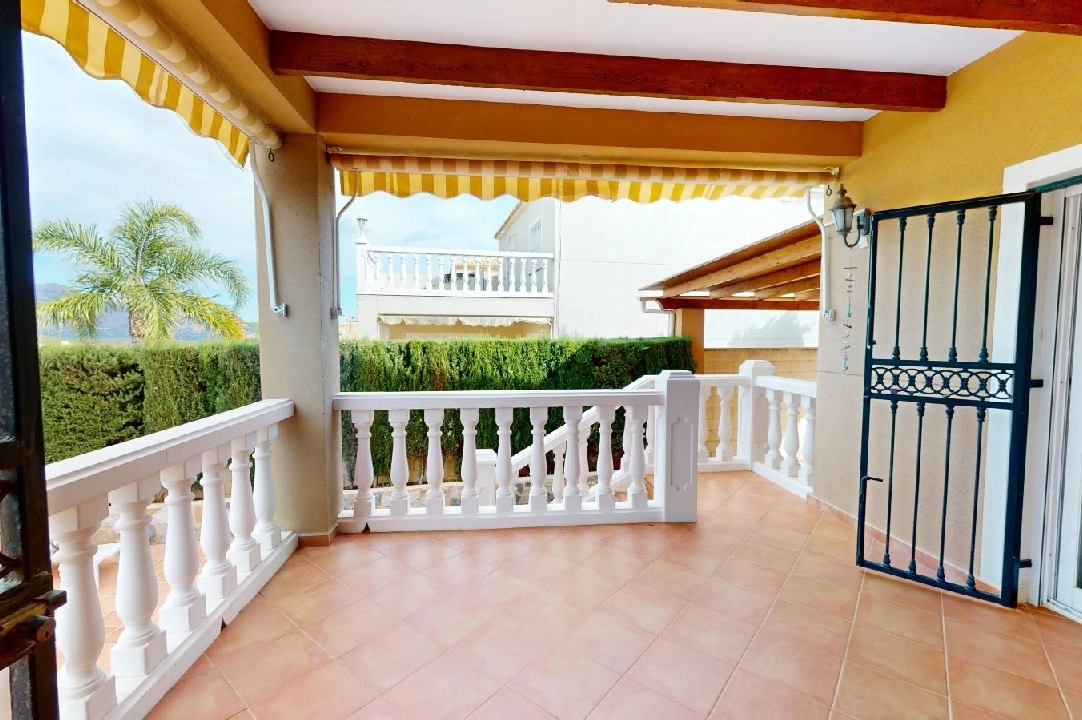 Villa in La Nucia(Nucia Park) te koop, woonoppervlakte 200 m², Airconditioning, grondstuk 500 m², 4 slapkamer, 3 badkamer, Zwembad, ref.: COB-3479-10535-27