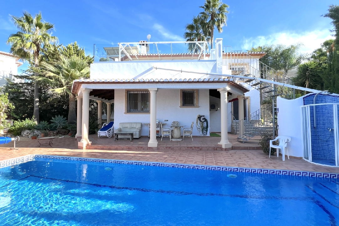 Villa in Denia(Marquesa VI) te koop, woonoppervlakte 122 m², Bouwjaar 2001, Staat netjes, + Vloerverwarming, Airconditioning, grondstuk 802 m², 4 slapkamer, 3 badkamer, Zwembad, ref.: SC-T0924-2