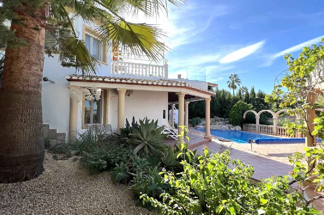 Villa in Denia(Marquesa VI) te koop, woonoppervlakte 122 m², Bouwjaar 2001, Staat netjes, + Vloerverwarming, Airconditioning, grondstuk 802 m², 4 slapkamer, 3 badkamer, Zwembad, ref.: SC-T0924-27