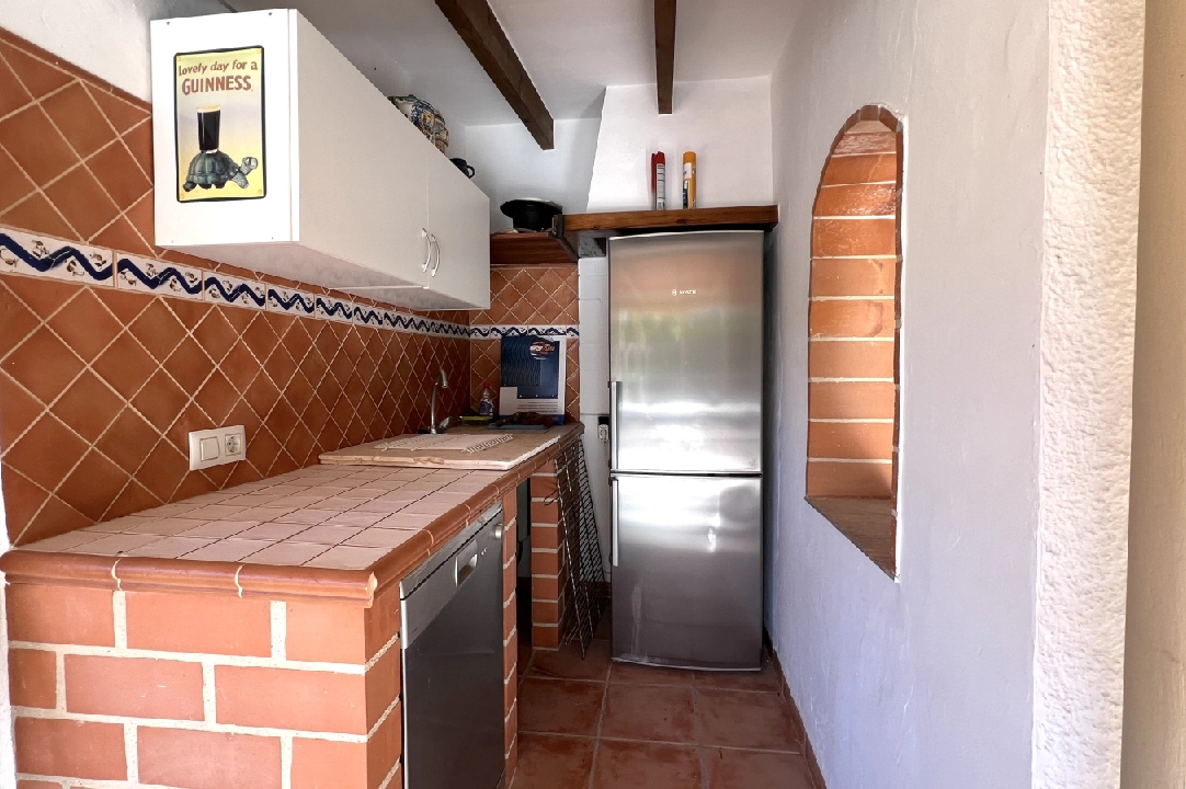 Villa in Denia(Marquesa VI) te koop, woonoppervlakte 122 m², Bouwjaar 2001, Staat netjes, + Vloerverwarming, Airconditioning, grondstuk 802 m², 4 slapkamer, 3 badkamer, Zwembad, ref.: SC-T0924-35