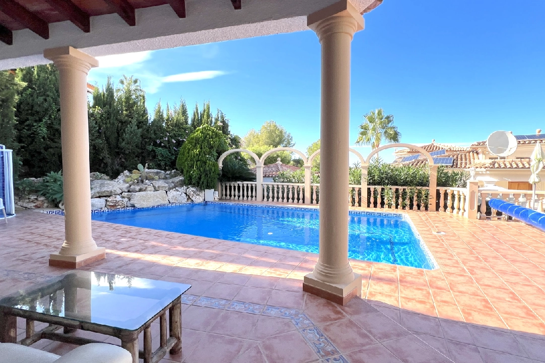 Villa in Denia(Marquesa VI) te koop, woonoppervlakte 122 m², Bouwjaar 2001, Staat netjes, + Vloerverwarming, Airconditioning, grondstuk 802 m², 4 slapkamer, 3 badkamer, Zwembad, ref.: SC-T0924-5