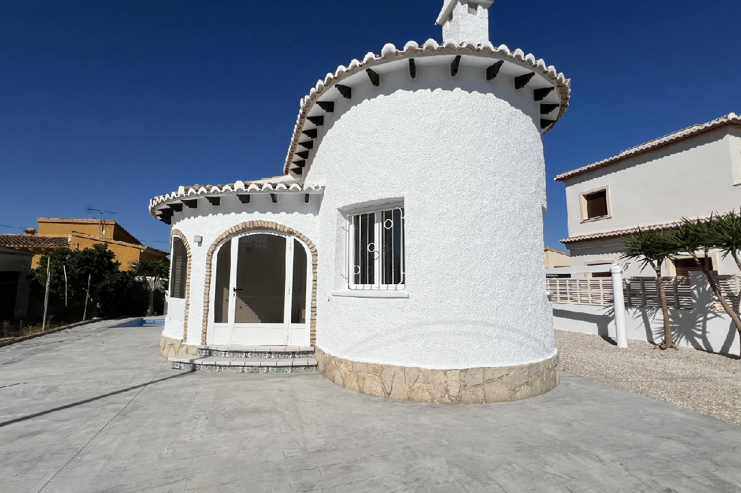 Villa in Els Poblets(Sorts de la mar 26A) te koop, woonoppervlakte 80 m², Bouwjaar 1985, Staat als nieuw, + KLIMA, Airconditioning, grondstuk 303 m², 2 slapkamer, 2 badkamer, Zwembad, ref.: AS-0824-20