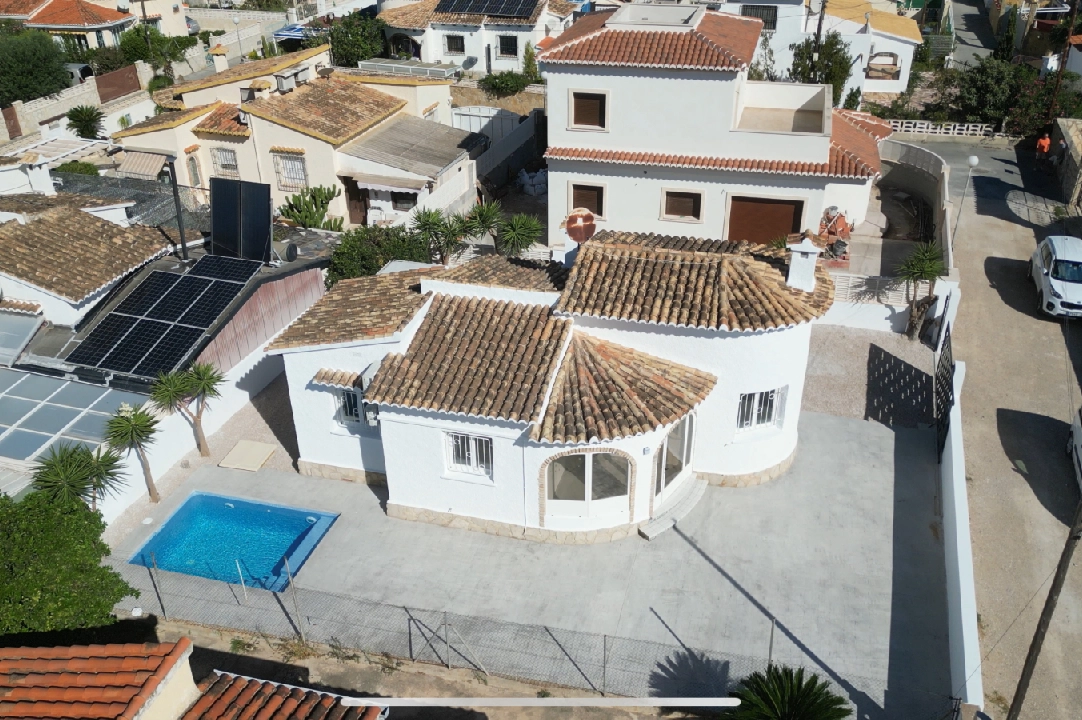 Villa in Els Poblets(Sorts de la mar 26A) te koop, woonoppervlakte 80 m², Bouwjaar 1985, Staat als nieuw, + KLIMA, Airconditioning, grondstuk 303 m², 2 slapkamer, 2 badkamer, Zwembad, ref.: AS-0824-5