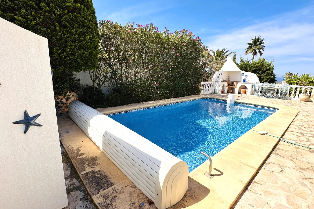 Villa in Denia(Marquesa 6 ) te koop, woonoppervlakte 150 m², Bouwjaar 1995, Staat netjes, + Centrale verwarming, Airconditioning, grondstuk 800 m², 3 slapkamer, 3 badkamer, Zwembad, ref.: AS-0924-3