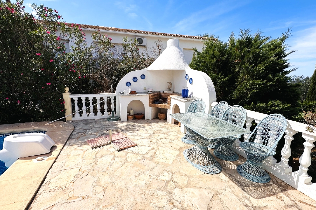 Villa in Denia(Marquesa 6 ) te koop, woonoppervlakte 150 m², Bouwjaar 1995, Staat netjes, + Centrale verwarming, Airconditioning, grondstuk 800 m², 3 slapkamer, 3 badkamer, Zwembad, ref.: AS-0924-46