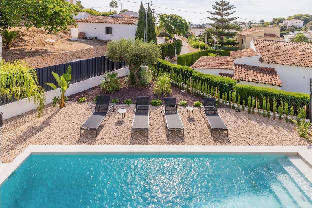 Villa in Benissa(La Fustera) te koop, woonoppervlakte 249 m², Airconditioning, grondstuk 895 m², 4 slapkamer, 3 badkamer, Zwembad, ref.: CA-H-9309-AMB-26