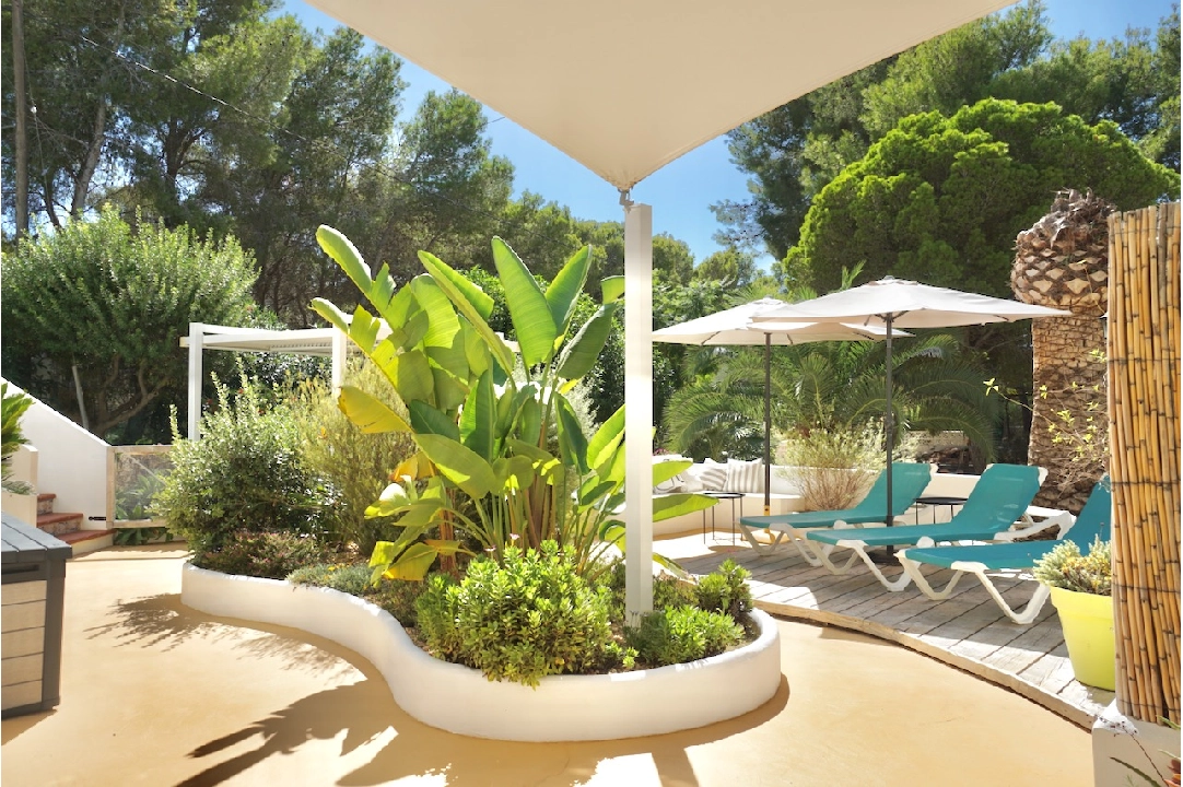 Villa in Benissa(Fanadix) te koop, woonoppervlakte 180 m², Airconditioning, grondstuk 1215 m², 5 slapkamer, 4 badkamer, Zwembad, ref.: CA-H-1812-AMB-5