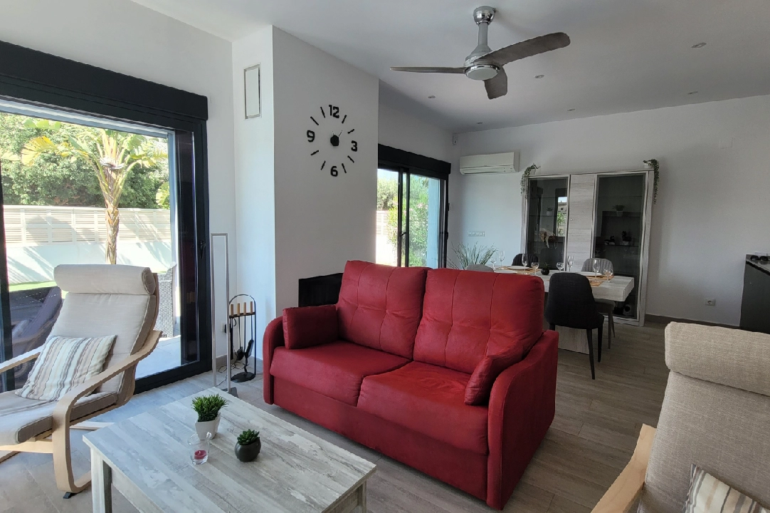 Villa in Els Poblets te koop, woonoppervlakte 158 m², Bouwjaar 2018, Staat als nieuw, + KLIMA, Airconditioning, grondstuk 500 m², 3 slapkamer, 2 badkamer, Zwembad, ref.: MG-0824-10